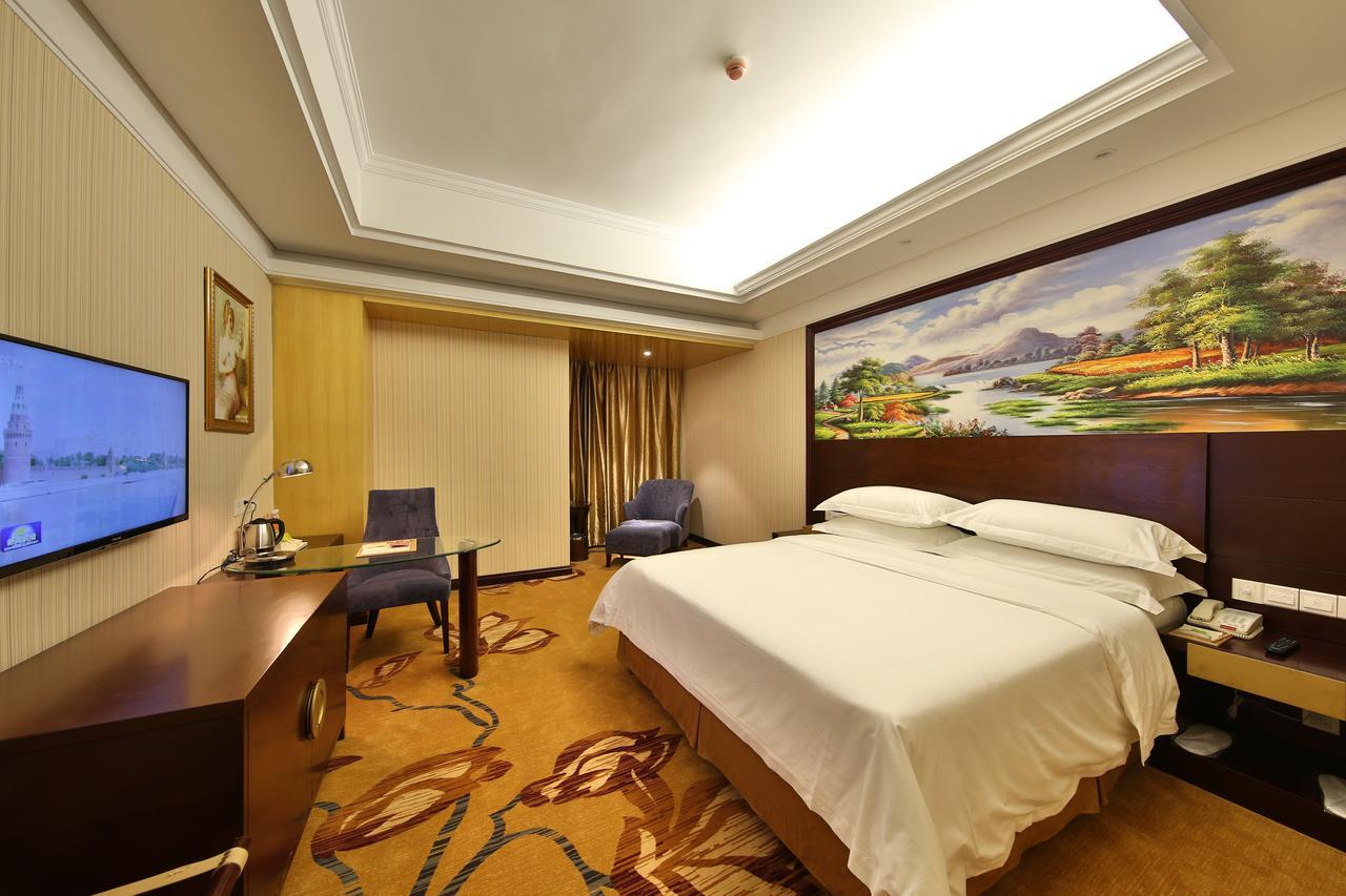 Vienna International Hotel Zhangjiajie Tianmen Mountain Exterior foto